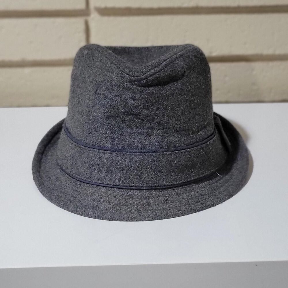 Vintage The Hatter Company Grey Fedora, one size fits all.